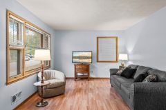 17-web-or-mls-821_Stoughton_Ave-72