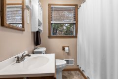 30-web-or-mls-821_Stoughton_Ave-121